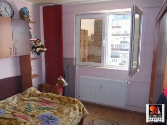 Apartament cu 2 camere de vanzare, confort 2, zona Drumul Taberei,  Bucuresti