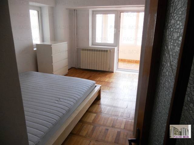 inchiriere duplex cu 2 camere, decomandat, in zona Unirii, orasul Bucuresti