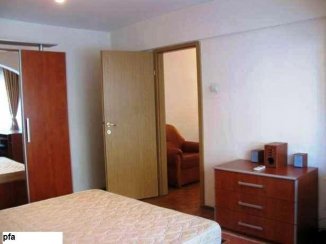 agentie imobiliara inchiriez apartament decomandat, in zona Magheru, orasul Bucuresti