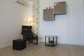 inchiriere apartament semidecomandat, zona Aviatiei, orasul Bucuresti, suprafata utila 70 mp