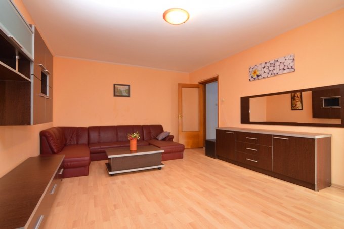 http://www.realkom.ro/anunt/inchirieri-apartamente/realkom-agentie-imobiliara-decebal-oferta-inchiriere-apartament-2-camere-decebal/1352