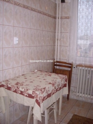  Bucuresti, zona Titan, apartament cu 2 camere de inchiriat
