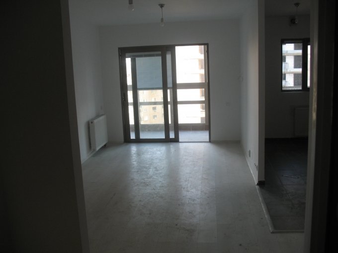 agentie imobiliara inchiriez apartament decomandat, in zona Colentina, orasul Bucuresti