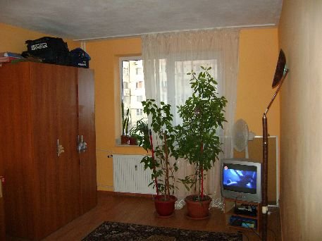 vanzare apartament decomandat, zona Dristor, orasul Bucuresti, suprafata utila 70 mp