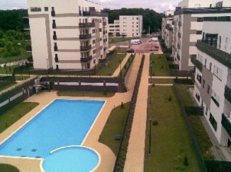 vanzare apartament cu 3 camere, decomandat, in zona Baneasa, orasul Bucuresti