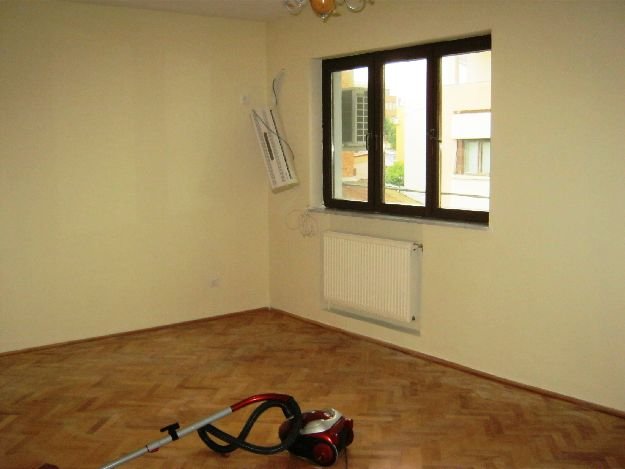  Bucuresti, zona Dorobanti, apartament cu 3 camere de vanzare