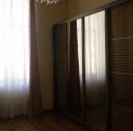 inchiriere apartament cu 3 camere, decomandat, in zona Centrul Istoric, orasul Bucuresti