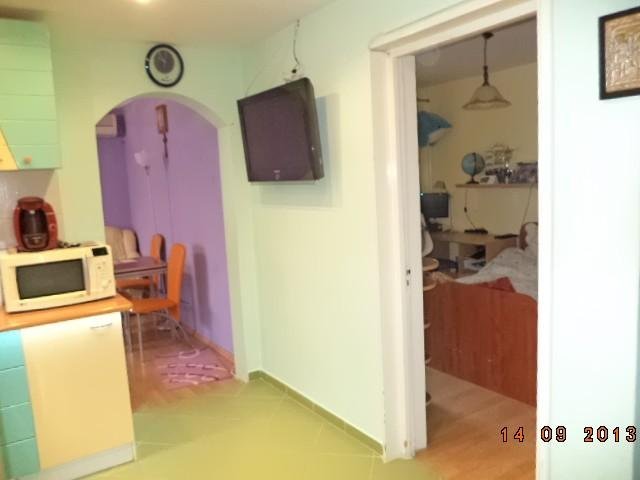 Apartament cu 3 camere de vanzare, confort 1, zona Berceni,  Bucuresti