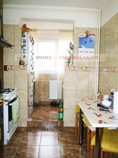 agentie imobiliara vand apartament decomandat, in zona Pantelimon, orasul Bucuresti
