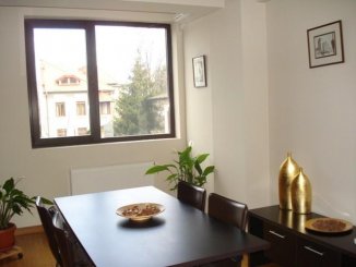 inchiriere apartament decomandat, zona Dorobanti, orasul Bucuresti, suprafata utila 100 mp