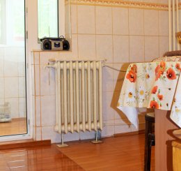 vanzare apartament cu 3 camere, decomandat, in zona Baneasa, orasul Bucuresti
