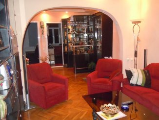 vanzare apartament cu 3 camere, decomandat, in zona Titulescu, orasul Bucuresti
