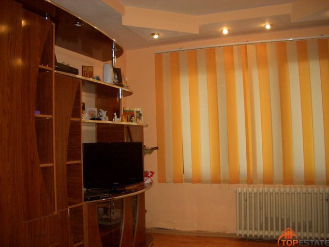  Bucuresti, zona Berceni, apartament cu 3 camere de vanzare