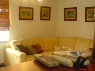inchiriere apartament cu 3 camere, decomandata, in zona Unirii, orasul Bucuresti