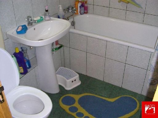 agentie imobiliara vand apartament decomandata, in zona Colentina, orasul Bucuresti