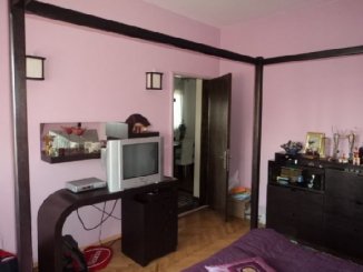 vanzare apartament cu 3 camere, nedecomandata, in zona Kogalniceanu, orasul Bucuresti