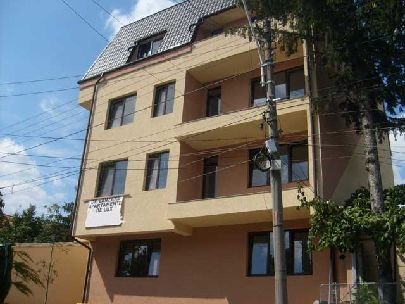 inchiriere apartament decomandat, zona 1 Mai, orasul Bucuresti, suprafata utila 85 mp