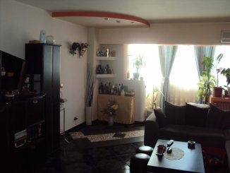  Bucuresti, zona Nerva Traian, apartament cu 3 camere de vanzare