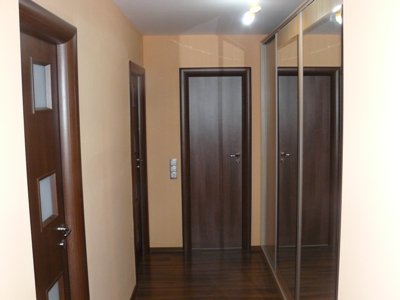 vanzare apartament cu 3 camere, decomandat, in zona Vitan, orasul Bucuresti
