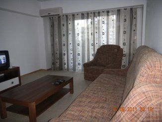 inchiriere apartament cu 3 camere, decomandat, in zona Piata Unirii, orasul Bucuresti