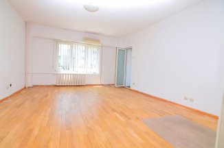 http://realkom.ro/anunturi/vanzari-apartamente/camere:3