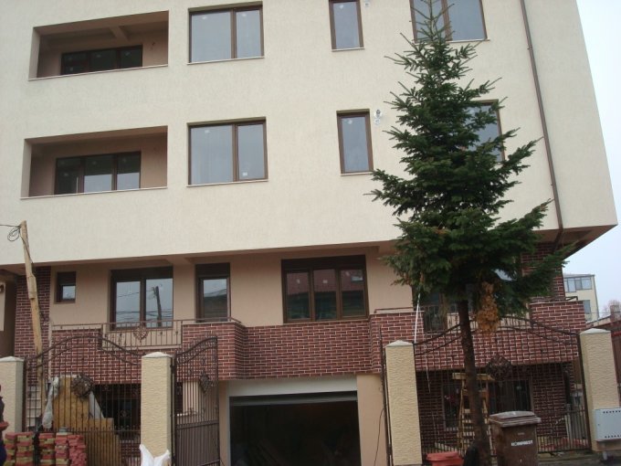 agentie imobiliara vand apartament decomandat, in zona Bucurestii Noi, orasul Bucuresti