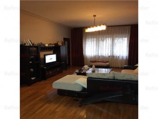 inchiriere apartament decomandat, zona Universitate, orasul Bucuresti, suprafata utila 140 mp