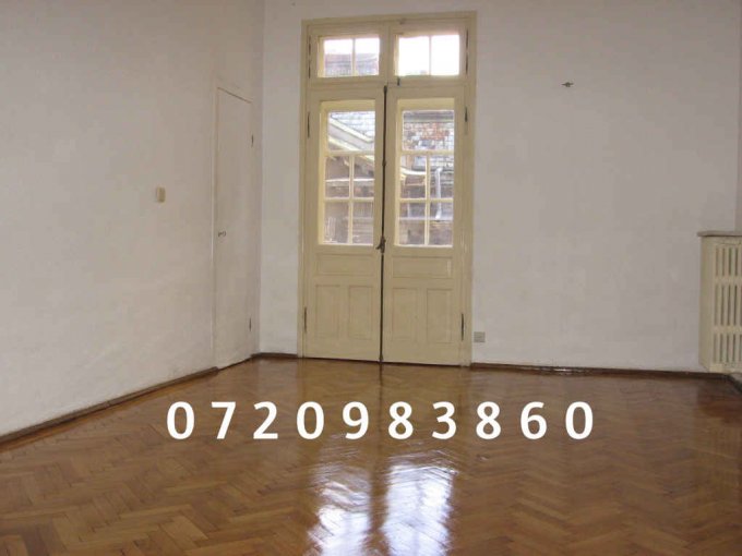 inchiriere apartament cu 4 camere, decomandat, in zona Piata Victoriei, orasul Bucuresti