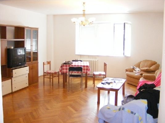 Apartament cu 4 camere de vanzare, confort 1, zona Victoriei,  Bucuresti