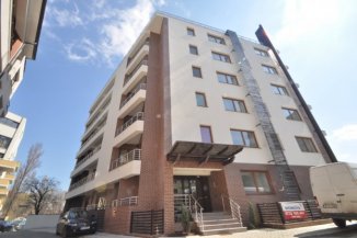 vanzare apartament cu 4 camere, decomandat, in zona Soseaua Nordului, orasul Bucuresti