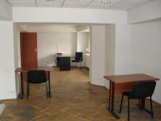 inchiriere apartament decomandat, zona Universitate, orasul Bucuresti, suprafata utila 100 mp