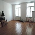vanzare apartament cu 4 camere, semidecomandat, in zona Victoriei, orasul Bucuresti