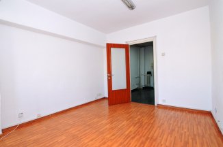 http://www.realkom.ro/anunt/inchirieri-apartamente/realkom-agentie-imobiliara-unirii-oferta-inchriere-apartament-4-camere-unirii/1355