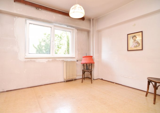 http://www.realkom.ro/anunt/vanzari-apartamente/realkom-agentie-imobiliara-bucuresti-oferta-vanzare-apartament-4-camere-calea-victoriei-universitate/1698