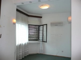 inchiriere apartament cu 6 camere, decomandata, in zona Aviatorilor, orasul Bucuresti