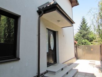 Vila de vanzare cu 1 etaj si 6 camere, in zona Decebal, Bucuresti