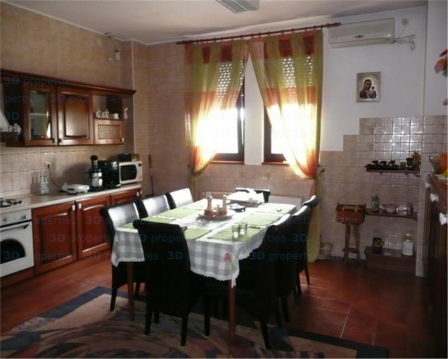 vanzare vila cu 8 etaje, 8 camere, zona Andronache, orasul Bucuresti, suprafata utila 520 mp