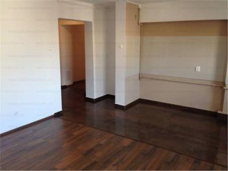 agentie imobiliara vand apartament decomandat, in zona Zorilor, orasul Cluj Napoca