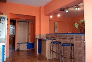 Apartament cu 2 camere de vanzare, confort 1, zona Casa de Cultura,  Constanta