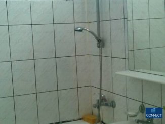 agentie imobiliara vand apartament semidecomandat, in zona Tomis 3, orasul Constanta