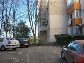 Apartament cu 2 camere de vanzare, confort 1, zona Inel 1,  Constanta