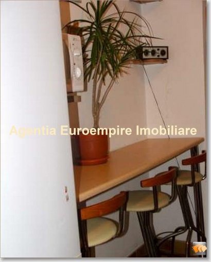  Constanta, zona Tomis 1, apartament cu 2 camere de inchiriat