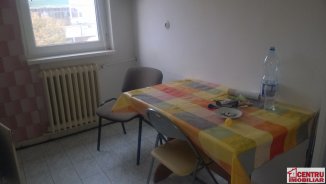 Apartament cu 2 camere de vanzare, confort 1, zona Centru,  Constanta