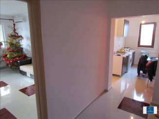 inchiriere apartament cu 2 camere, decomandat, in zona Abator, orasul Constanta