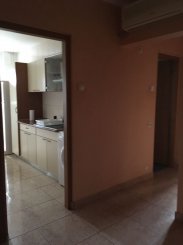 inchiriere apartament cu 2 camere, decomandat, in zona Victoria, orasul Constanta
