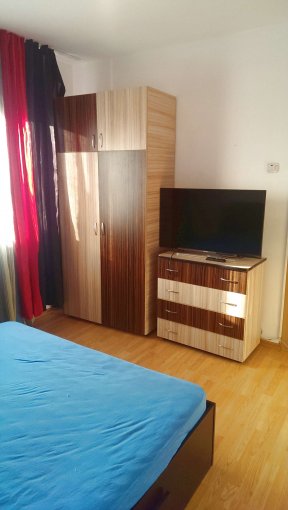 inchiriere apartament cu 2 camere, semidecomandat-circular, in zona Tomis Nord, orasul Constanta