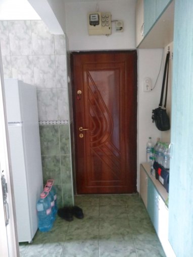 agentie imobiliara inchiriez apartament decomandat, in zona Sat Vacanta, orasul Constanta