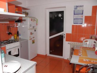 Apartament cu 2 camere de vanzare, confort 1, zona Dorally,  Constanta
