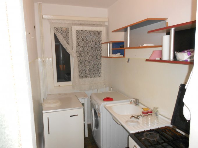 agentie imobiliara vand apartament nedecomandat, in zona Brotacei, orasul Constanta