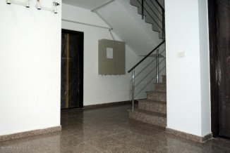 vanzare apartament semidecomandat, zona Tomis Nord, orasul Constanta, suprafata utila 62.5 mp